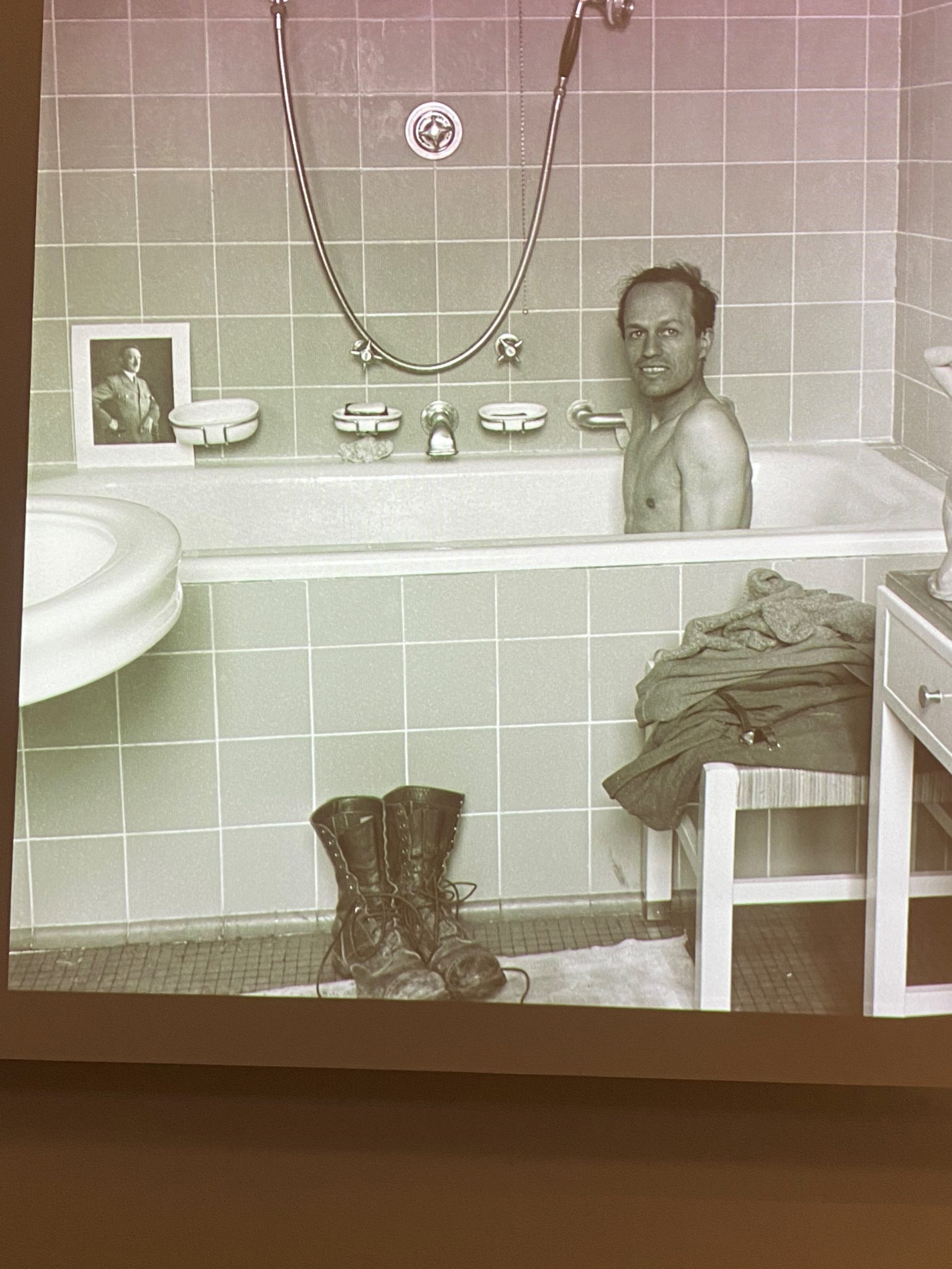 Allied soldier in Hitler’s bathtub 