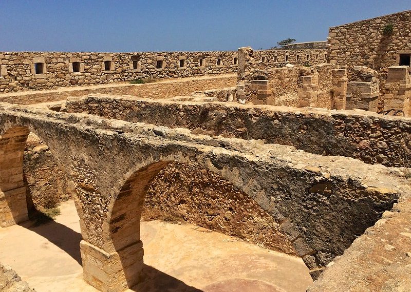 The Palace of Knossos : Minoan citadel