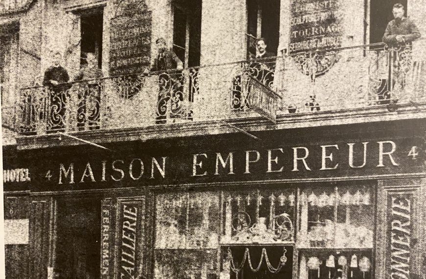 Marseille heritage shops