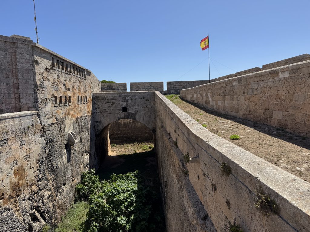Menorca forts 01