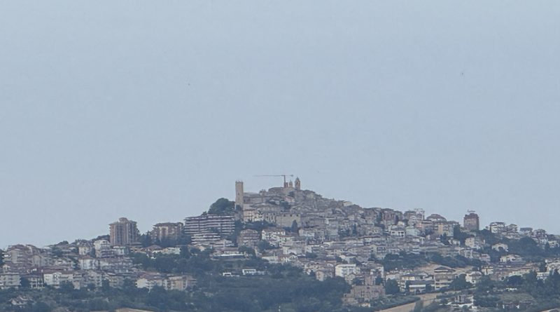 Le Marche hilltop towns